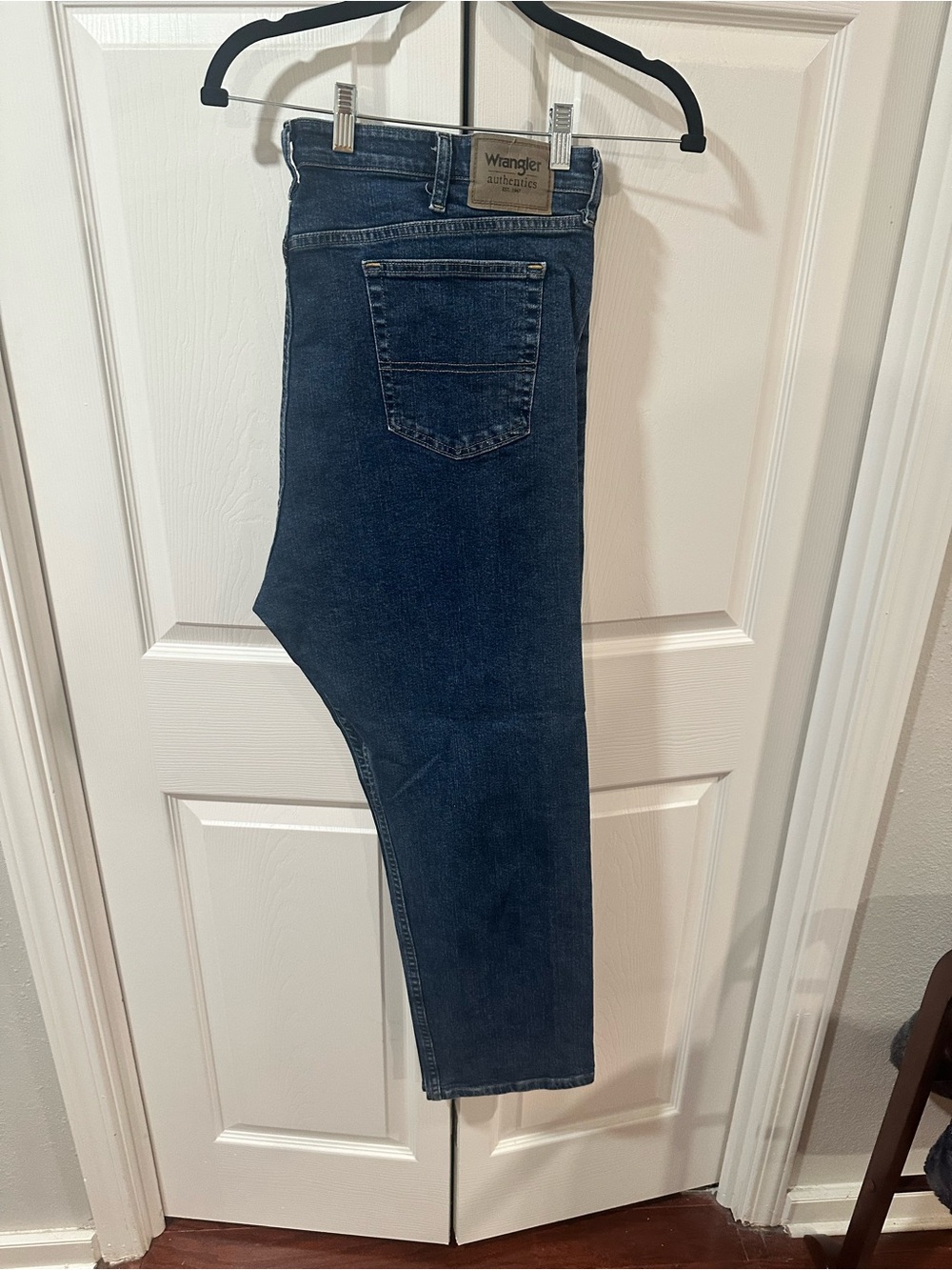 Wrangler Slim Straight Men's Jeans in Dark Blue Denim